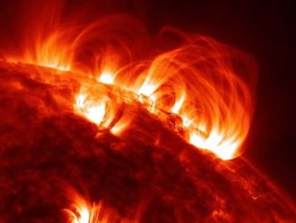 Астрономи знайшли корональні дощі біля поверхні Сонця